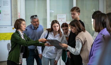 В Курске на железнодорожном вокзале прошли экскурсии «Победа сквозь года»