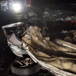 Под Хомутовкой в "Ниве" заживо сгорели шесть человек