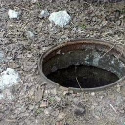В заброшенном коллекторе на ПЛК обнаружили труп мужчины В заброшенном коллекторе на ПЛК обнаружили труп мужчины