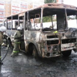 В центре Курска сгорел "пазик"