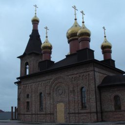 Митрополит осмотрел первый в области храм в честь князя Владимира