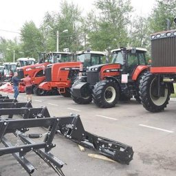 Курским аграриям представили новинки сельхозтехники
