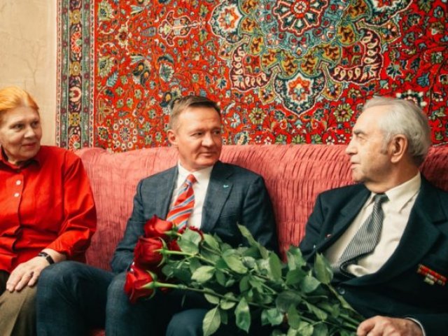 Роман Старовойт навестил курян, которые проживали в блокадном Ленинграде
