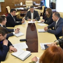 Казна Курска ежегодно недосчитывается порядка 24 миллионов рублей Казна Курска ежегодно недосчитывается порядка 24 миллионов рублей