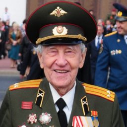 Курский фронтовик и писатель Петр Михин отмечает 99-летие