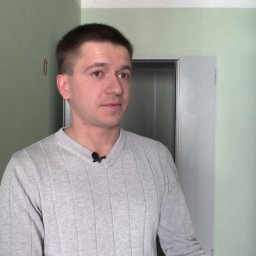 Курянин спас из  горящей  квартиры пожилую женщину