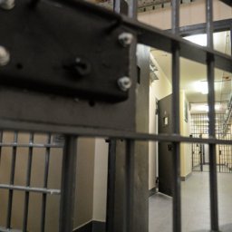 Курского нотариуса осудили за махинации с землей Курского нотариуса осудили за махинации с землей