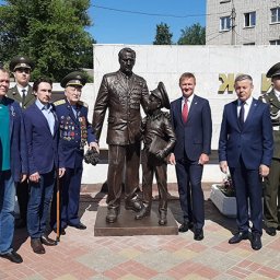 В Курске открыли памятник ветерану Великой Отечественной войны