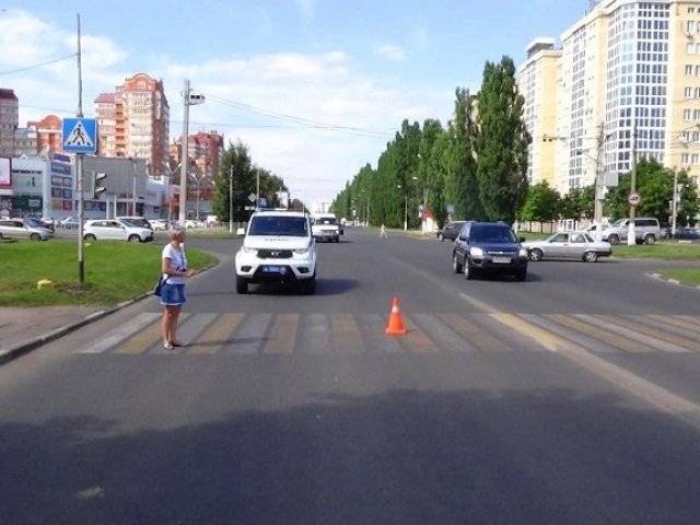 Двое детей за день попали под машину в Курской области