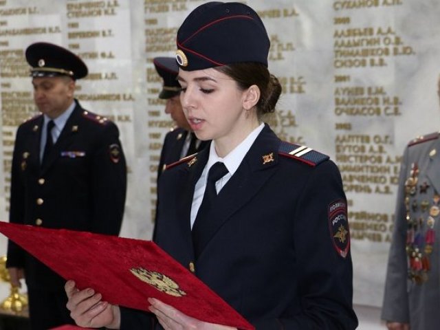Курян приглашают на службу в полицию