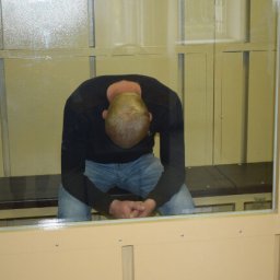 Отменен оправдательный приговор курянину, который задушил жену поясом от халата Отменен оправдательный приговор курянину, который задушил жену поясом от халата