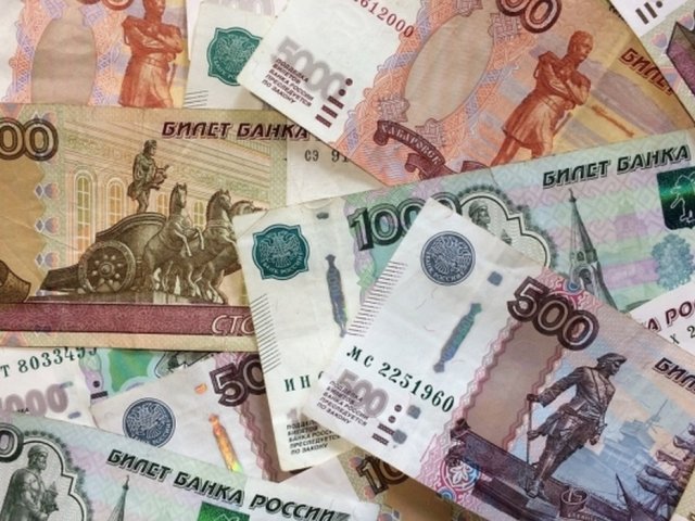 Губернатор назвал безобразием выплату детских пособий курянам