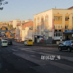 Куряне продолжают пользоваться перенесённым переходом на улице Дзержинского