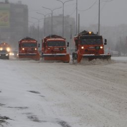 На дорогах Курской области работают 200 снегоуборочных машин