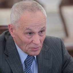 Новым сенатором от Курской области в Совете Федерации стал 77-летний Григорий Рапота Новым сенатором от Курской области в Совете Федерации стал 77-летний Григорий Рапота
