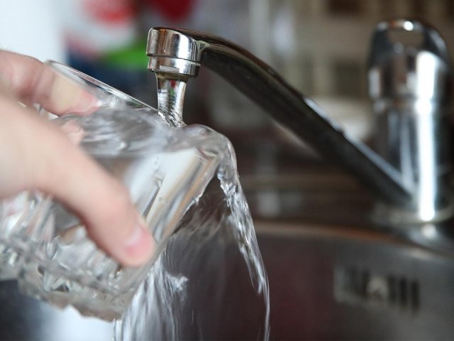 В Курске в доме № 3 по проспекту Дружбы нет горячей воды 1,5 месяца