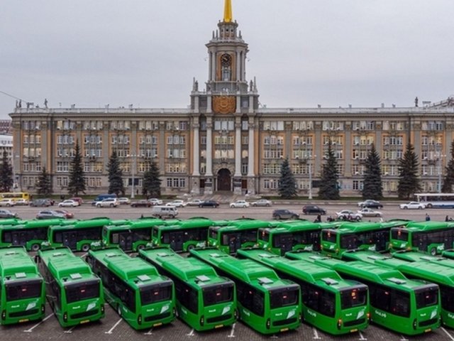 В Курскую область до конца года доставят 50 современных автобусов