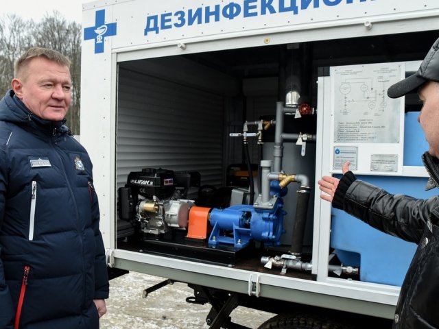 Ветеринарным учреждениям Курской области передали в пользование автомобили
