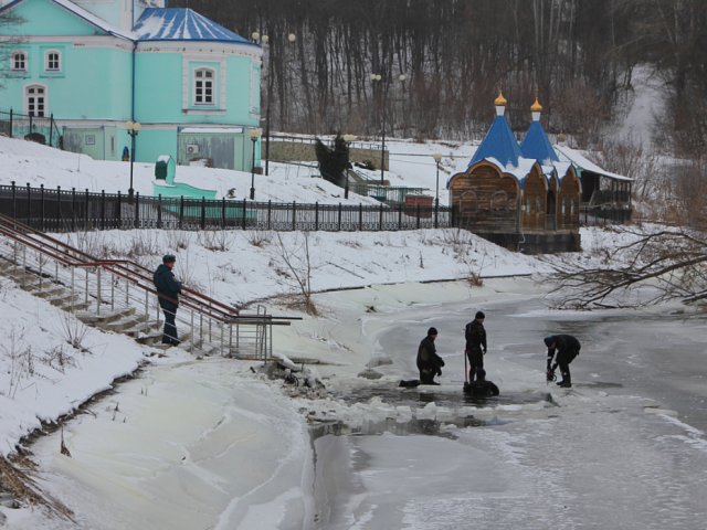 В местечке Свобода Курской области оборудовано место для крещенских купаний