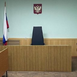 В Курской области мужчина сломал знакомой руку за отказ уступить ему место В Курской области мужчина сломал знакомой руку за отказ уступить ему место