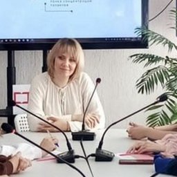 Курская библиотека принимает участие в федеральном проекте «Гений места» Курская библиотека принимает участие в федеральном проекте «Гений места»