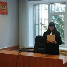 Двое курян украли 14 тысяч рублей из кассы магазина разливных напитков Двое курян украли 14 тысяч рублей из кассы магазина разливных напитков