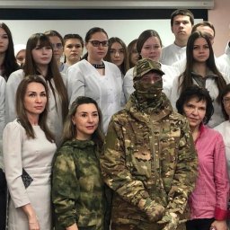 В курском центре "Патриот" рассказали трогательную историю о встрече двух военнослужащих
