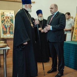 Врио губернатора Курской области посетил отреставрированный Нижне-Троицкий храм Врио губернатора Курской области посетил отреставрированный Нижне-Троицкий храм