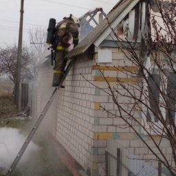 В Свободе Курской области загорелся жилой дом