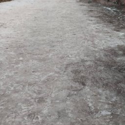 В Курской области прокуратура требует от властей Льгова убрать наледь на тротуарах