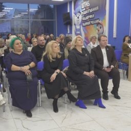 В Курске для женщин 50+ стартовал проект «Возможности без границ» В Курске для женщин 50+ стартовал проект «Возможности без границ»