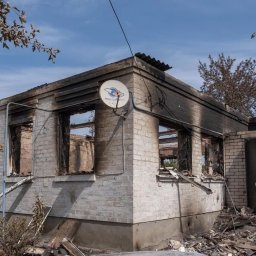 В Курской области комиссии обследовали 752 дома после атак ВСУ В Курской области комиссии обследовали 752 дома после атак ВСУ