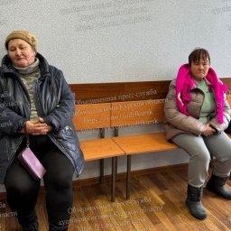 В Курской области женщина украла в магазине деньги и айфон