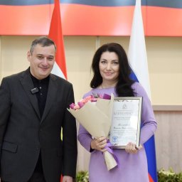 Хинштейн поздравил лучших работников ЖКХ Хинштейн поздравил лучших работников ЖКХ