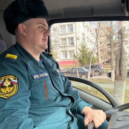 В Курске спасатели и сотрудники полиции провели рейд «Уступи дорогу» В Курске спасатели и сотрудники полиции провели рейд «Уступи дорогу»