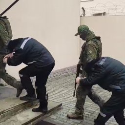 Четверо украинских боевиков осуждены за обстрел мирных жителей в Глушковском районе Четверо украинских боевиков осуждены за обстрел мирных жителей в Глушковском районе