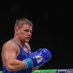 Курянин Владимир Орехов выиграл Кубок командующего ВДВ по боксу Курянин Владимир Орехов выиграл Кубок командующего ВДВ по боксу