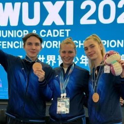 Курский фехтовальщик завоевал «серебро» юниорского первенства мира в Китае Курский фехтовальщик завоевал «серебро» юниорского первенства мира в Китае