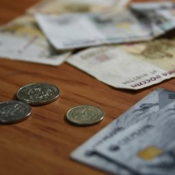 Курская пенсионерка отправила мошенникам около 1,5 миллионов рублей