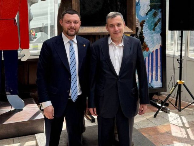 Александр Хинштейн предложил установить в Курске памятник Малевичу