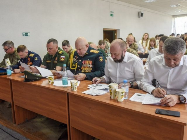 Участники проекта «Курск.Герои!» написали «Диктант Победы»