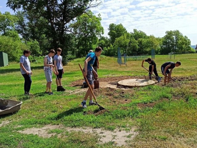 Летом в Курске планируют трудоустроить  6 700 тысяч несовершеннолетних