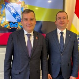 Хинштейн обсудил с замминистра транспорта РФ Потешкиным возрождение аэропорта Хинштейн обсудил с замминистра транспорта РФ Потешкиным возрождение аэропорта