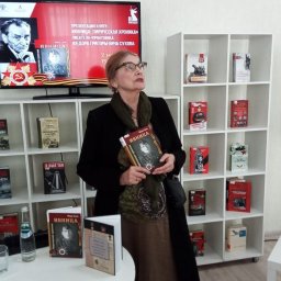 В Курске представили книгу Фёдора Сухова о трагедии села Ивница В Курске представили книгу Фёдора Сухова о трагедии села Ивница
