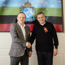 Александр Хинштейн встретился с зампредом Госдумы Даванковым Александр Хинштейн встретился с зампредом Госдумы Даванковым