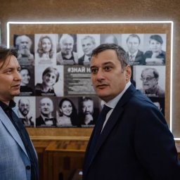 Александр Хинштейн предложил увековечить память основателя ТЮЗа Александр Хинштейн предложил увековечить память основателя ТЮЗа