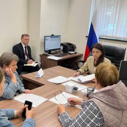 Куряне пожаловались Дворцовой на работу УК, долгострои и отписки Куряне пожаловались Дворцовой на работу УК, долгострои и отписки