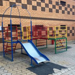 В Курске прокуратура выявила нарушения при эксплуатации детской игровой площадки В Курске прокуратура выявила нарушения при эксплуатации детской игровой площадки