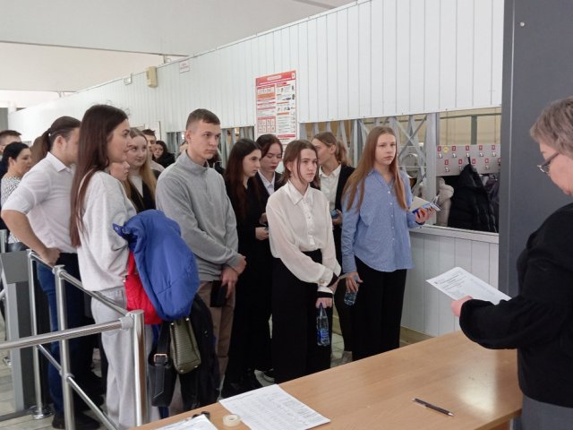 В Курской области перед ЕГЭ усиливают меры безопасности