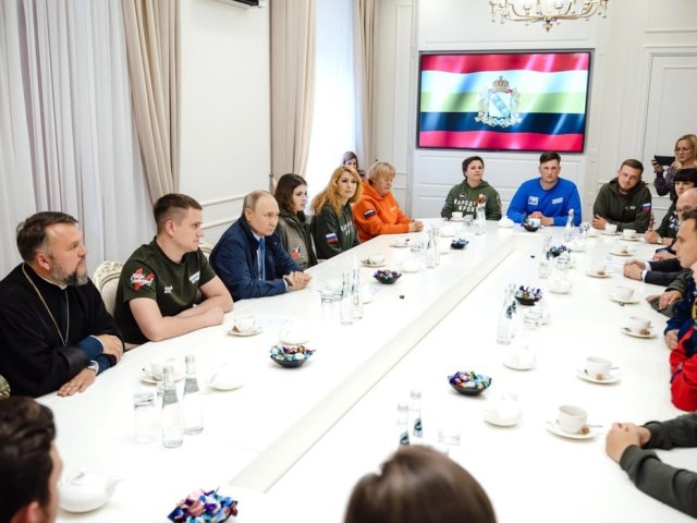 Владимир Путин встретился с врио губернатора Курской области